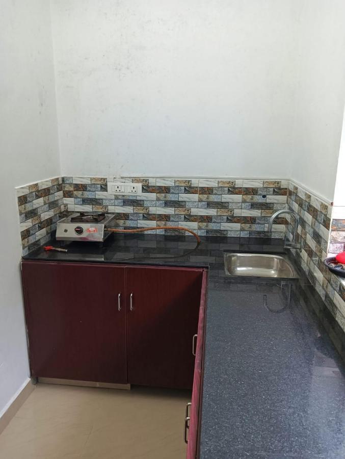 Mikas Apartment
